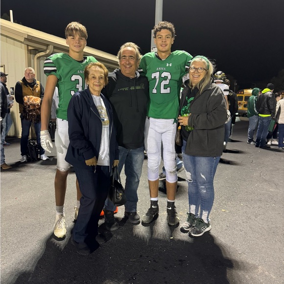 - Everything and anything! - Picture 14 of 17